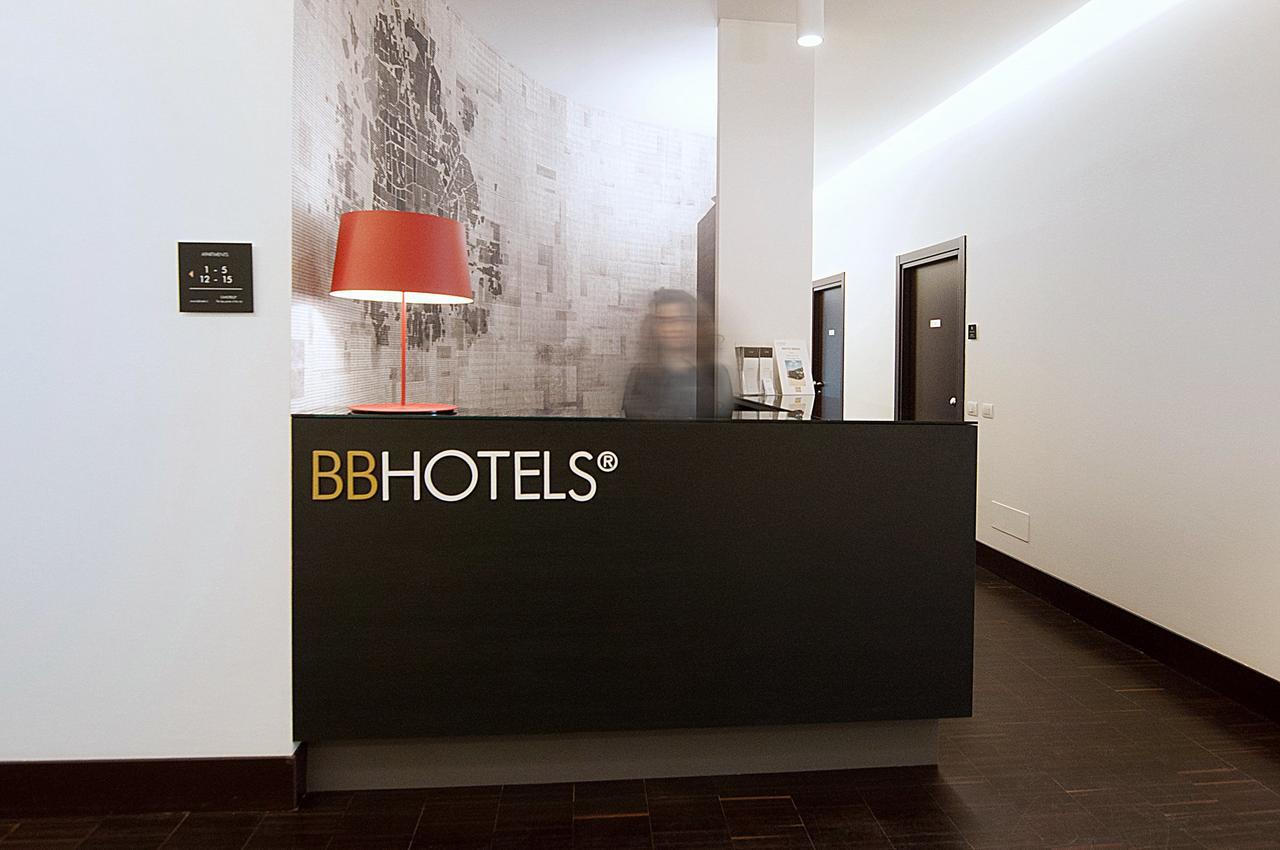 Bb Hotels Aparthotel Desuite Milano Esterno foto